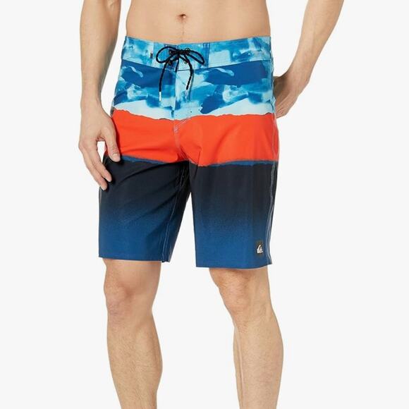 Quiksilver Men's Size 33 Blocked Resin Camo Boardshorts Swim Trunks Atomic Blue - Picture 1 of 9